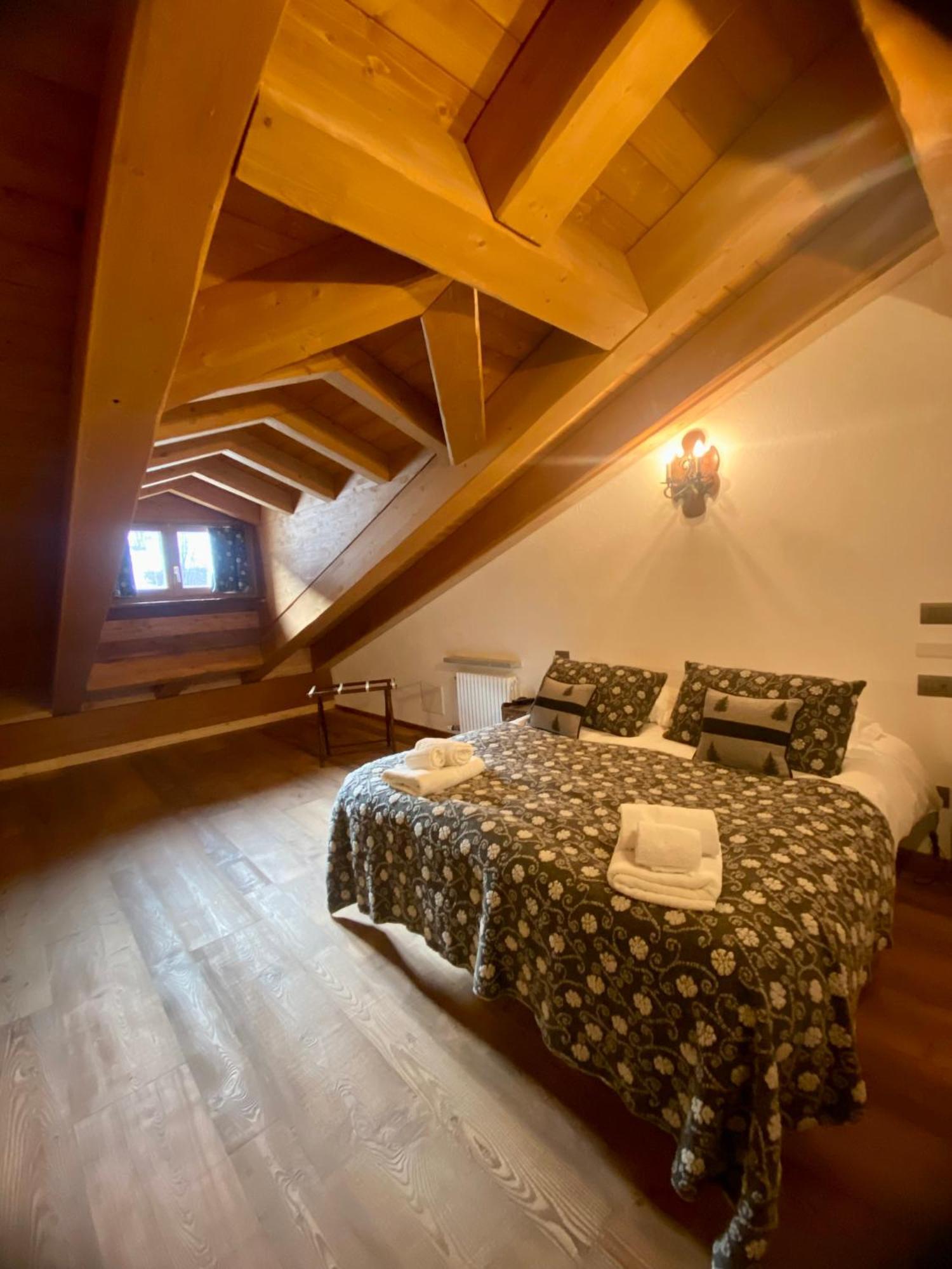 Hotel Edelweiss ลีโมเน เปียมอนเต ภายนอก รูปภาพ