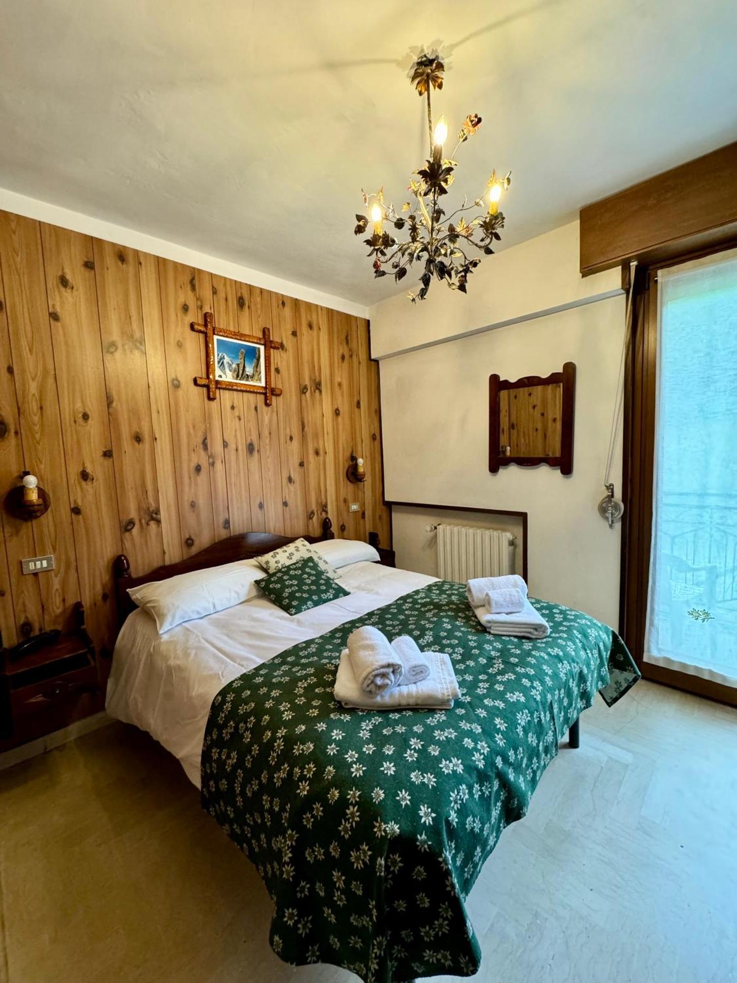 Hotel Edelweiss ลีโมเน เปียมอนเต ภายนอก รูปภาพ