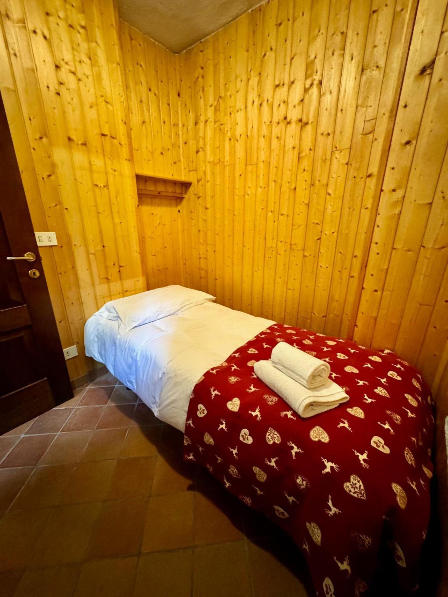 Hotel Edelweiss ลีโมเน เปียมอนเต ภายนอก รูปภาพ
