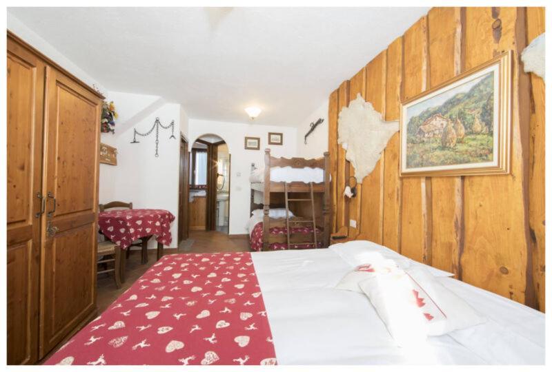 Hotel Edelweiss ลีโมเน เปียมอนเต ภายนอก รูปภาพ