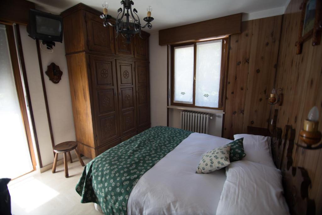 Hotel Edelweiss ลีโมเน เปียมอนเต ภายนอก รูปภาพ